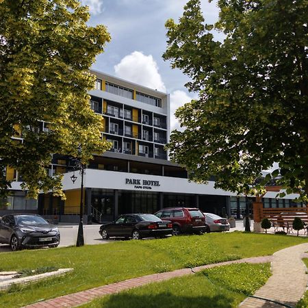 Park Hotel Tiraspol Exterior photo